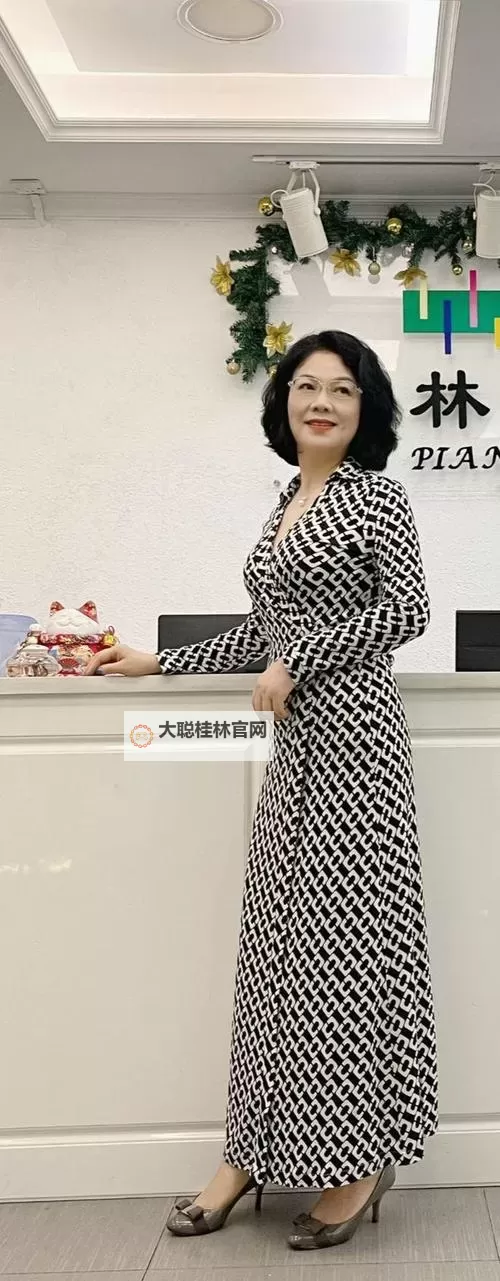 国产69精品久久久久熟女白洁:探索现代女性的丰满人生图1
