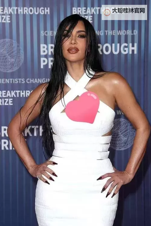 关于卡戴珊性录像带磁力解析:网络热议背后的真相图1