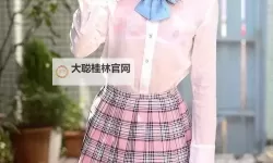 探索柚木提娜图片：精彩图集展现优雅风采