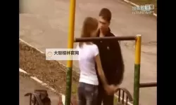 最美情侣免费视频观看：镜头里的甜蜜日常